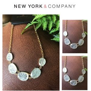 New York & company:Gold Necklace In Dichroic Glass